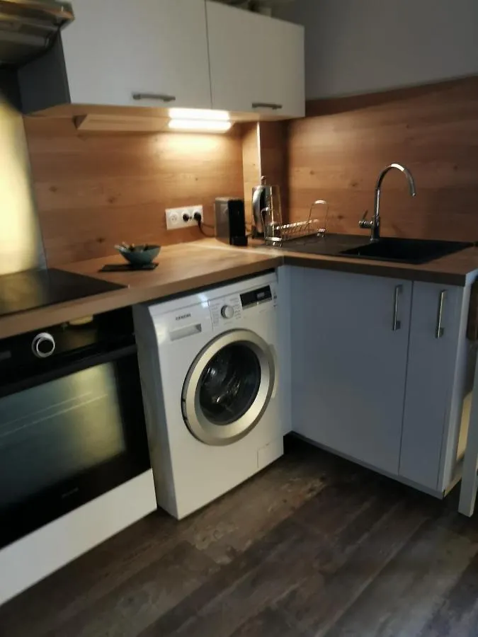 Apartment For 4 Pers The Amphoras Giens 히에레 0*,  프랑스